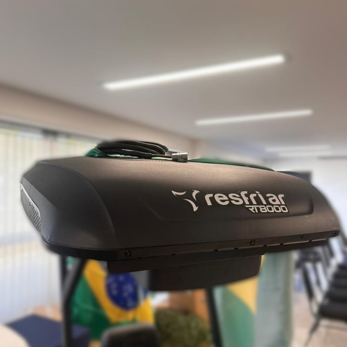 Ar-Condicionado De Teto para Volvo NEW FH 24Volts RT8000 - 2.200w 7.500BTUS