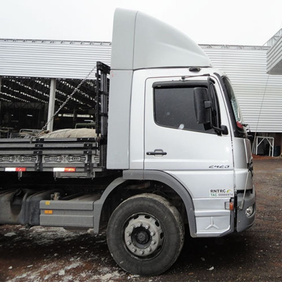 Defletor de Ar Mercedes-Benz Atego Axor Cabine Simples Completo - Rodoplast