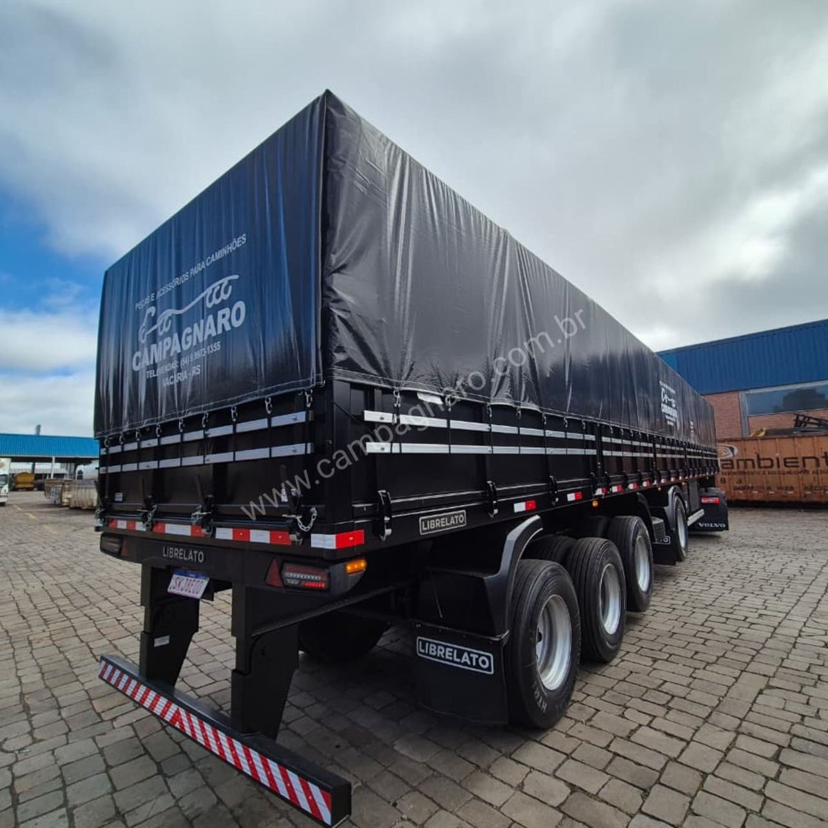 Lona de Vinil para caminhão 14,5 x 4,7 Metros (Impermeável)