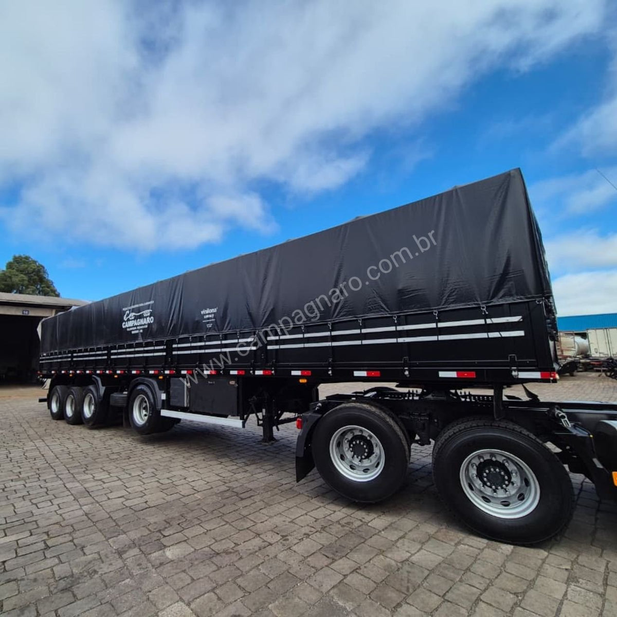 Lona de Vinil para caminhão 14,5 x 4,7 Metros (Impermeável)