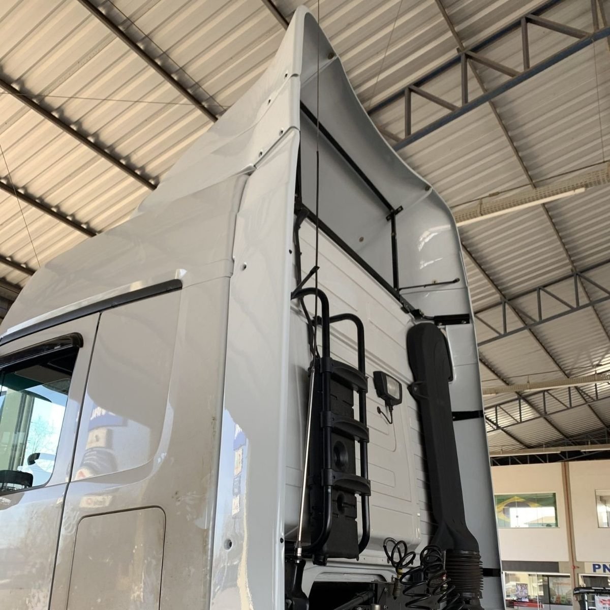 Defletor de Ar Mercedes-Benz Actros Cabine Alta Completo - Rodoplast