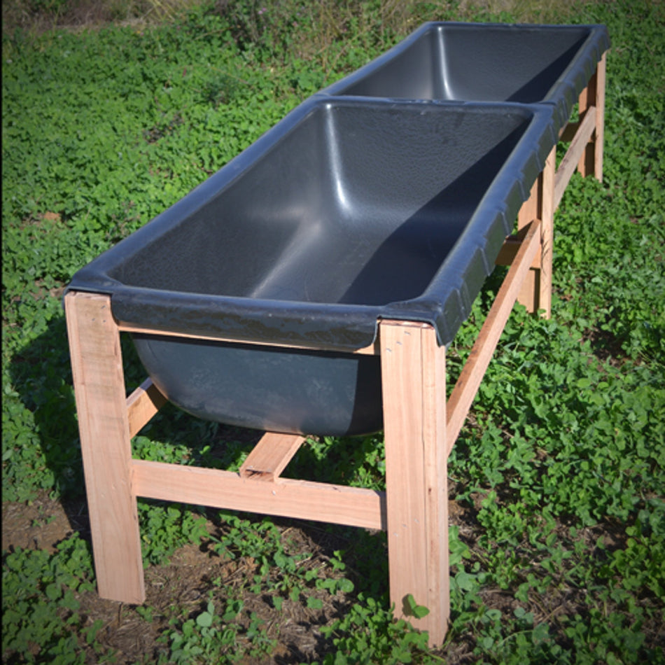 Cocho Plástico 200L Para Animais - Fazenda e Rural