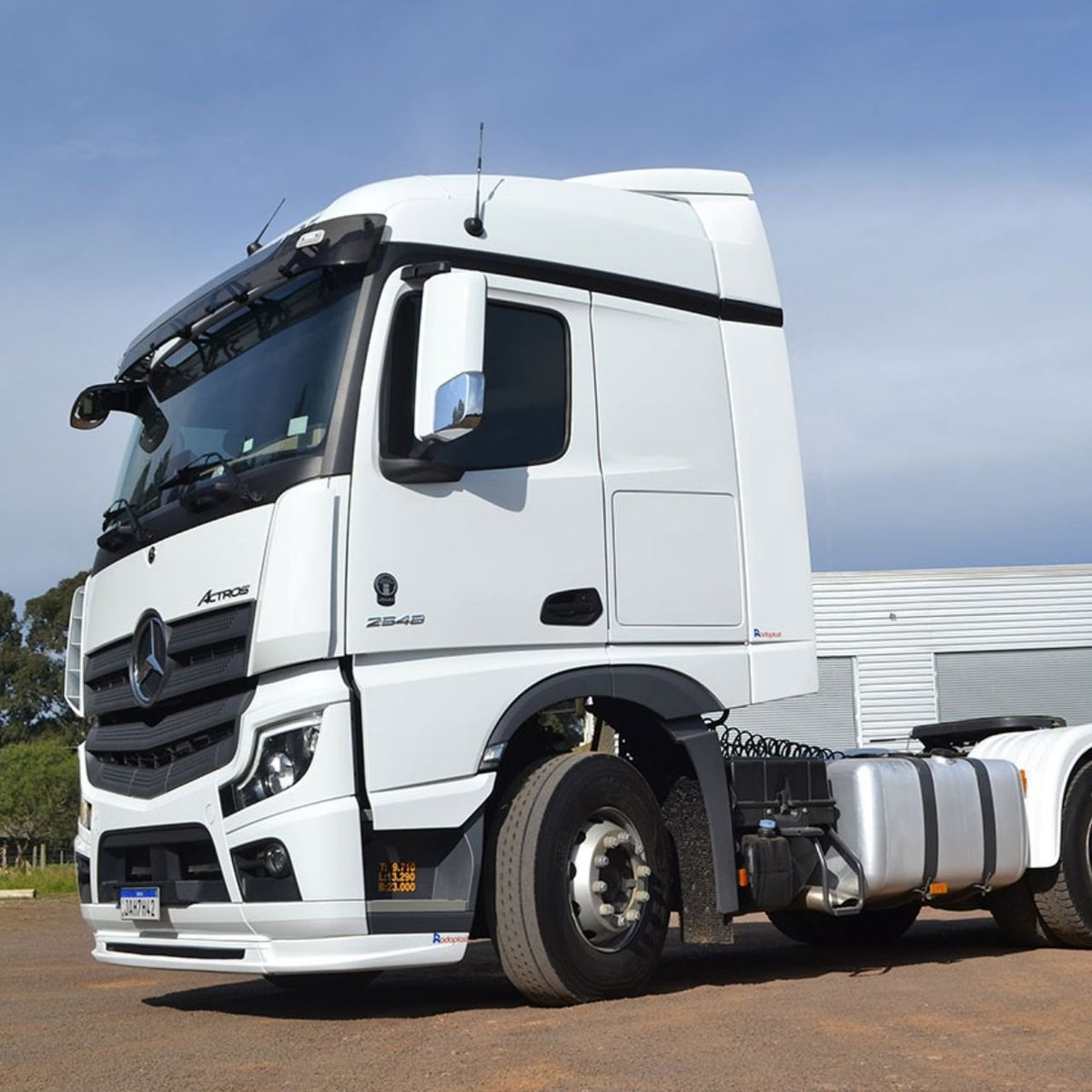 Defletor de Ar Mercedes-Benz Actros a partir de 2020 Cabine Alta Cegonheiro - Rodoplast