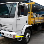 Lanterna Pisca Mercedes-Benz 1718 Pradolux Direita/Esquerda
