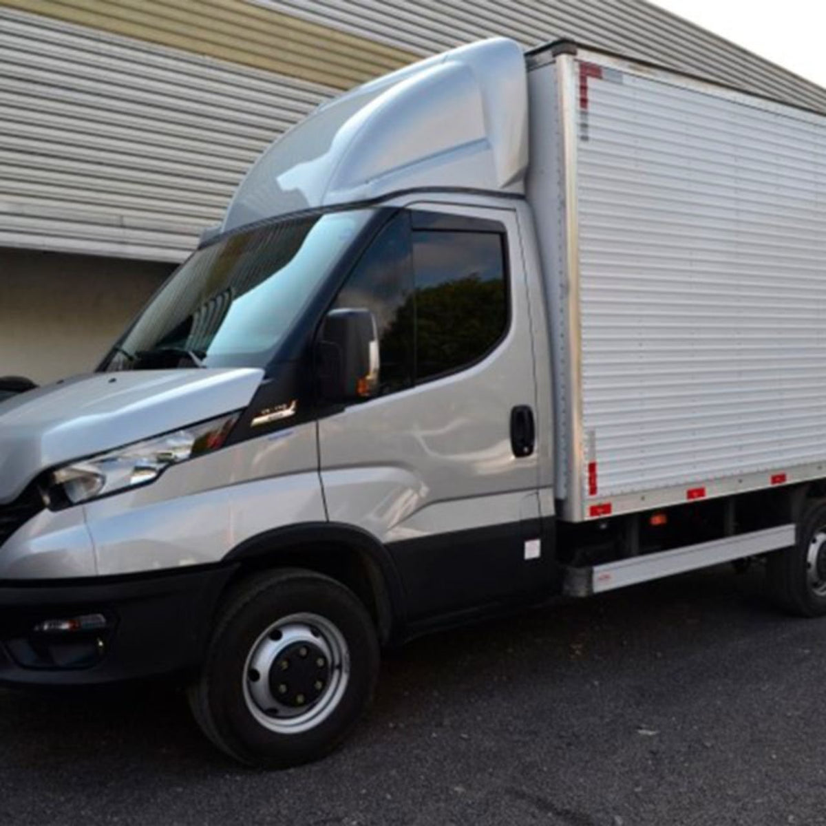Defletor De Ar Iveco Daily City a partir de 2018 Renault Master até 2013 - Rodoplast