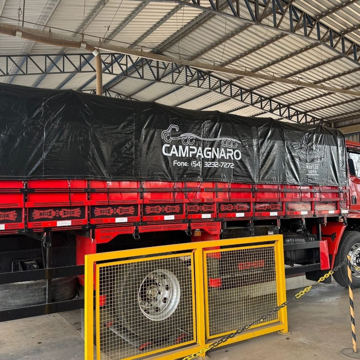Lona de Vinil para caminhão Com Bojo 16,70 x 5,10 Metros (Impermeável)