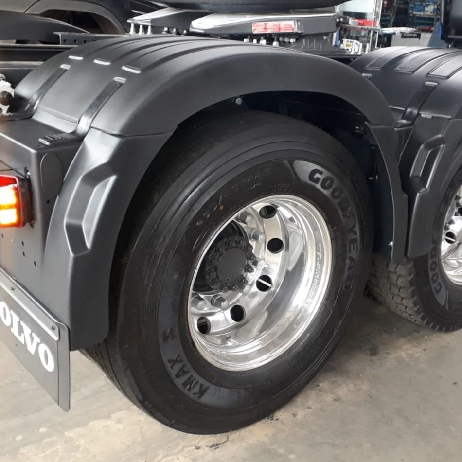 Centro Paralama Volvo FH 2015+ Tração Rodoplast