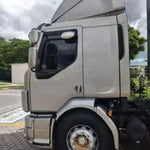 Tampa Estribo Volvo VM 2006-2018 c/ Suportes 2 Degraus