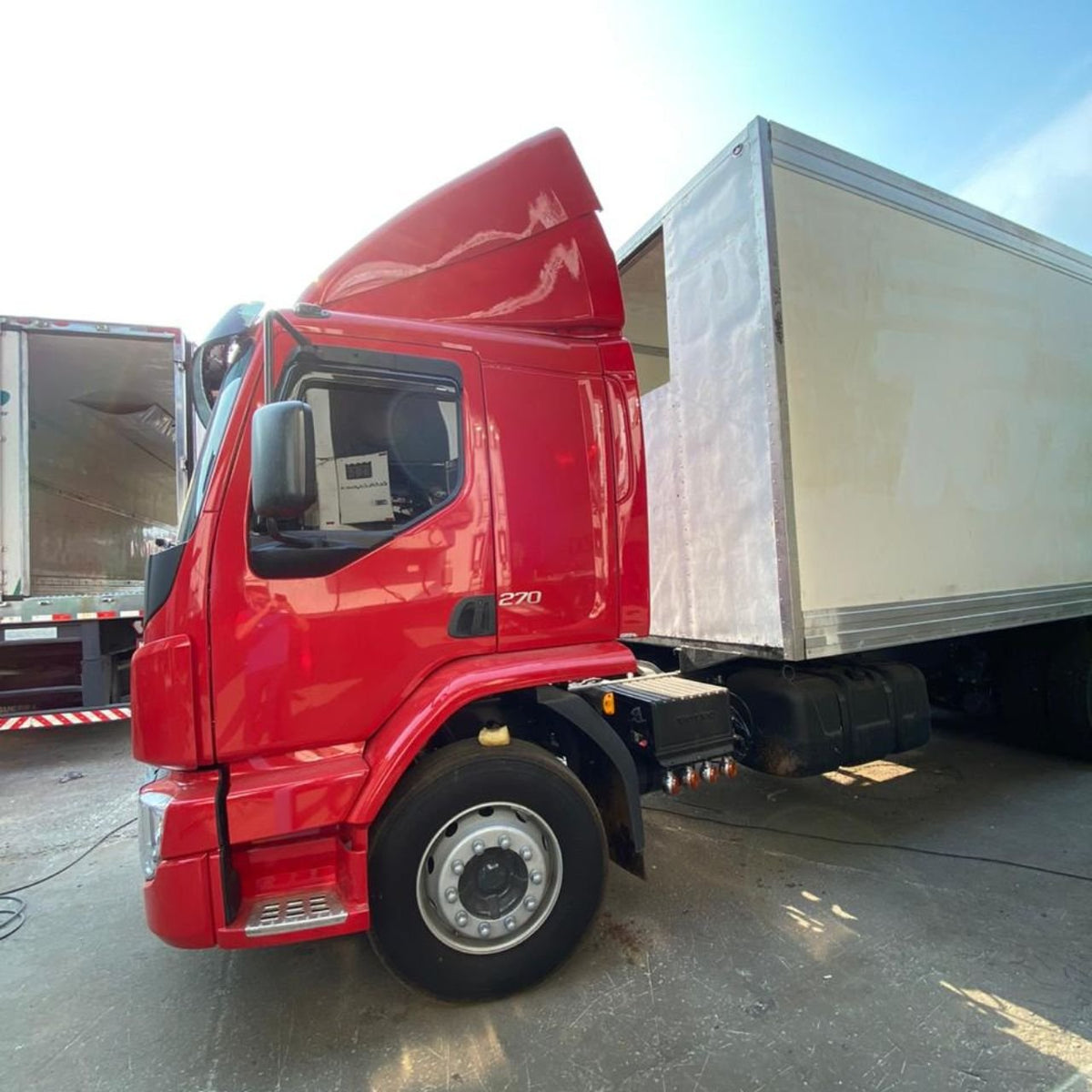 Defletor De Ar Volvo VM Cabine Leito Completo - Rodoplast