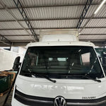 Lâmina Tapa Sol VW Delivery 2018+ Lateral Plástico