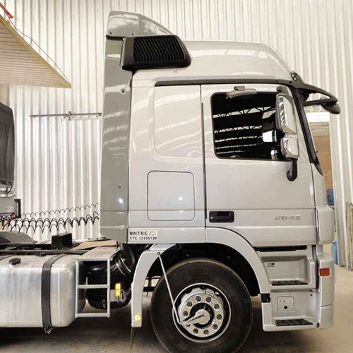Defletor de Ar Mercedes-Benz Actros Cabine Alta Completo Com Filtro - Rodoplast
