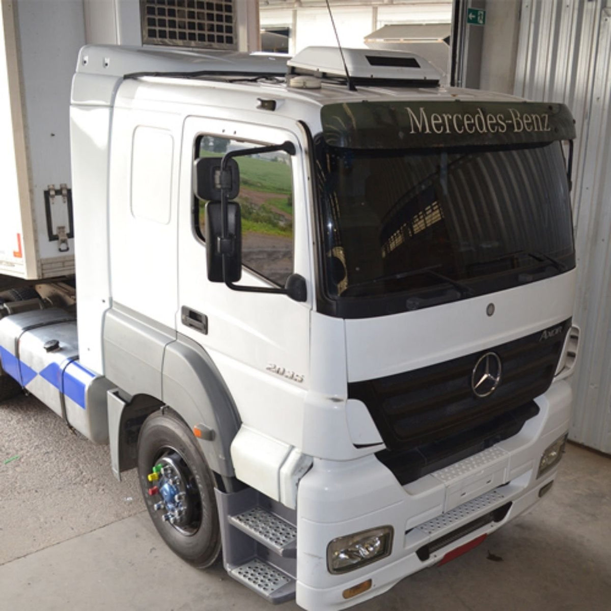 Defletor de Ar Mercedes-Benz Axor Cabine Baixa Com Teto - Rodoplast