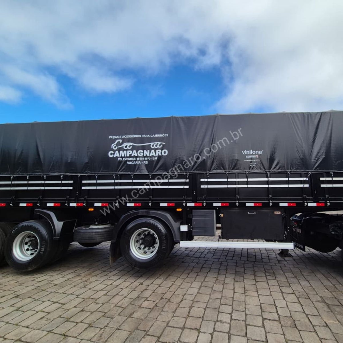 Lona de Vinil para caminhão 14,5 x 4,7 Metros (Impermeável)