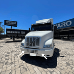 Tampa Reboque Parachoque Volvo NH Farol Quadrado VEDL