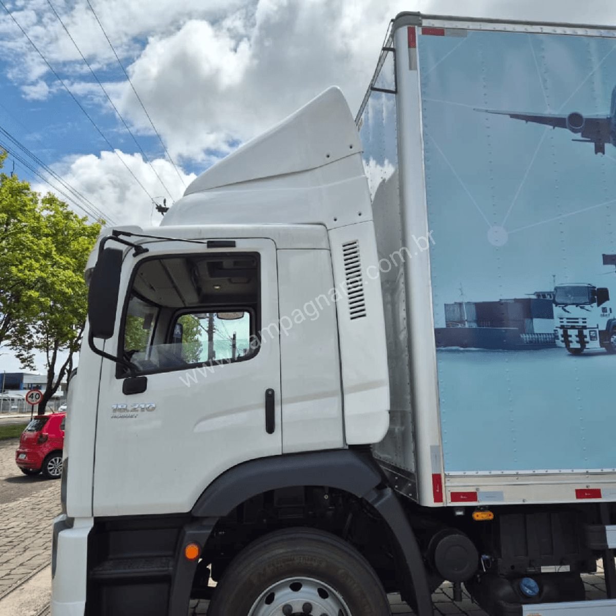 Defletor de Ar Volkswagen Constellation Cabine Simples - Rodoplast