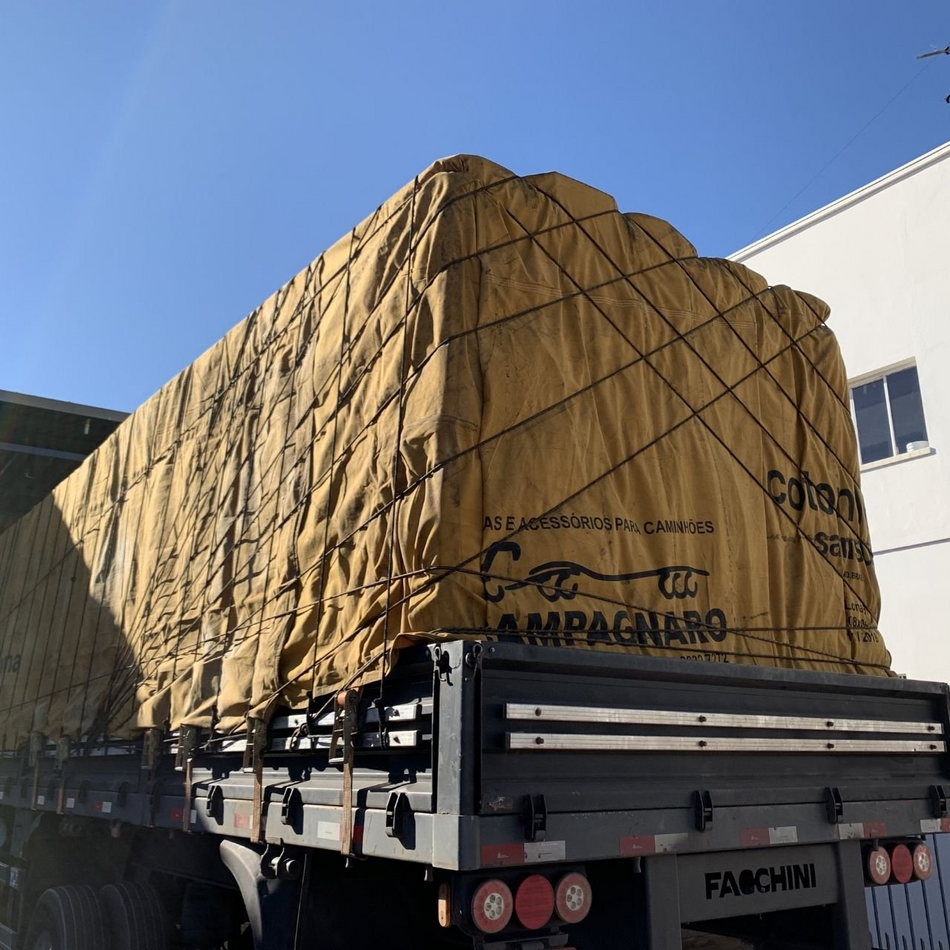 Lona Encerada 8x7m Impermeável Caminhão - 812g/m²