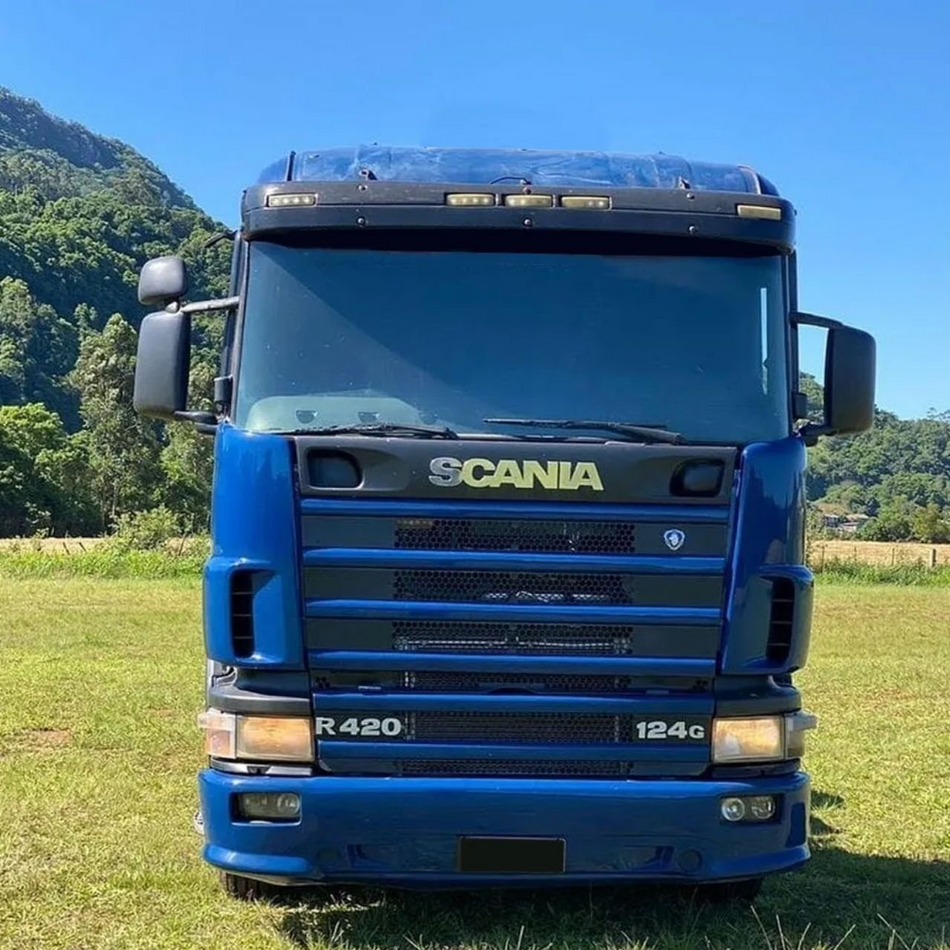 Capa Para-choque Scania T 124 Fibra com Suportes