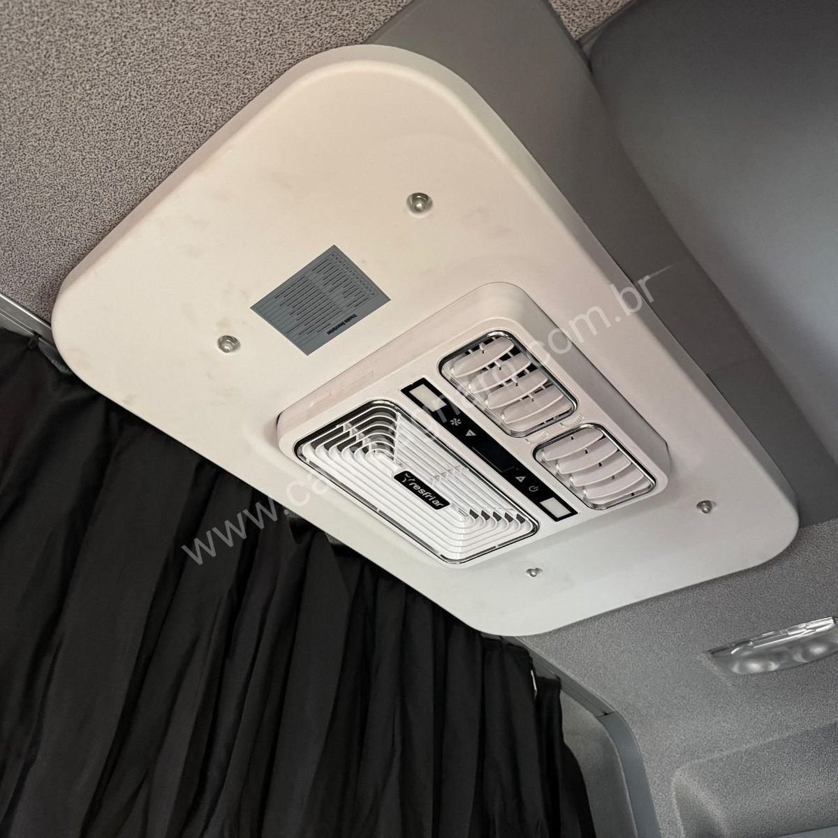 Ar-Condicionado Resfri Ar Série 3 12 volts - Modelo Universal