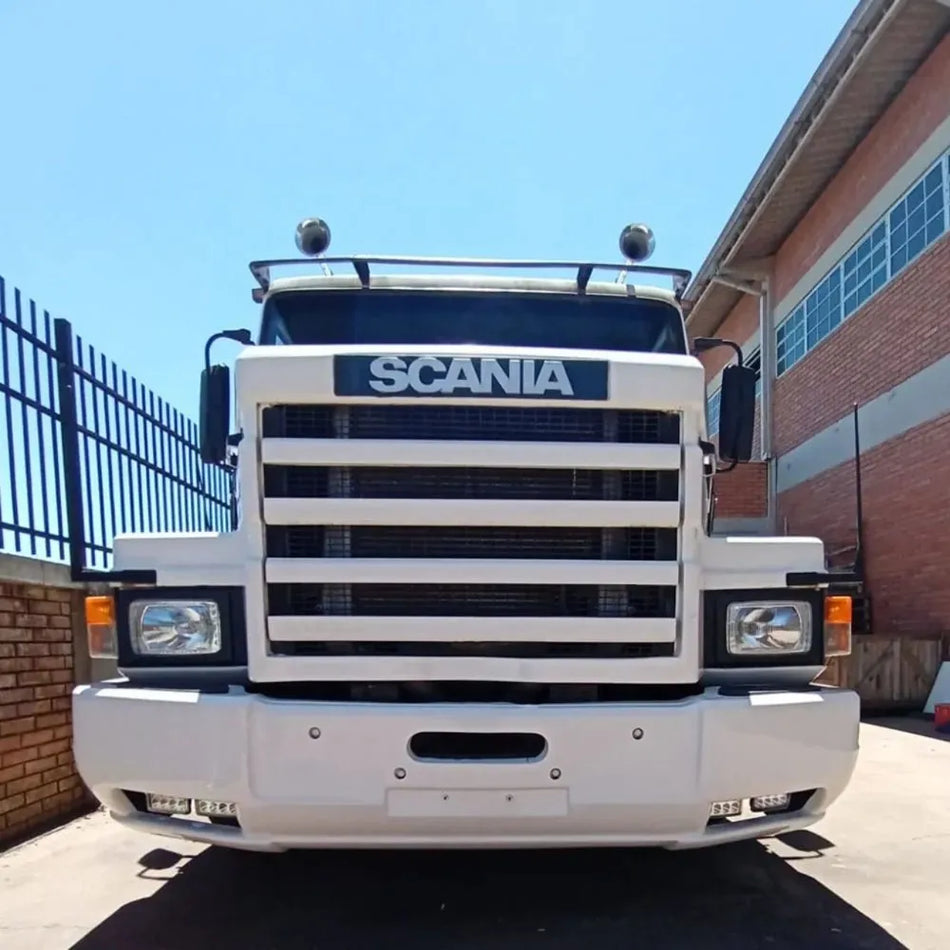 Capa Para-choque Scania 112 T Longa Fibra com Suportes