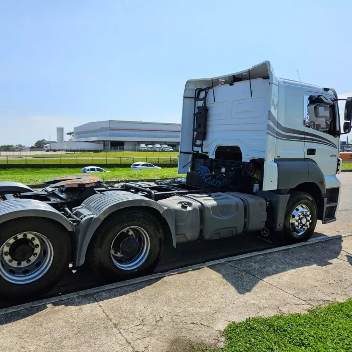 Defletor de Ar Mercedes-Benz Axor Cabine Baixa Com Teto - Rodoplast