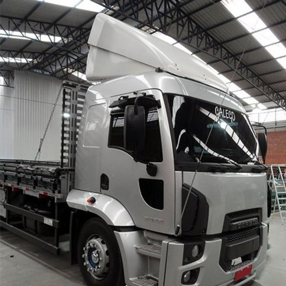Defletor de ar Ford cargo a partir de 2011 Cabine Alta - Rodoplast