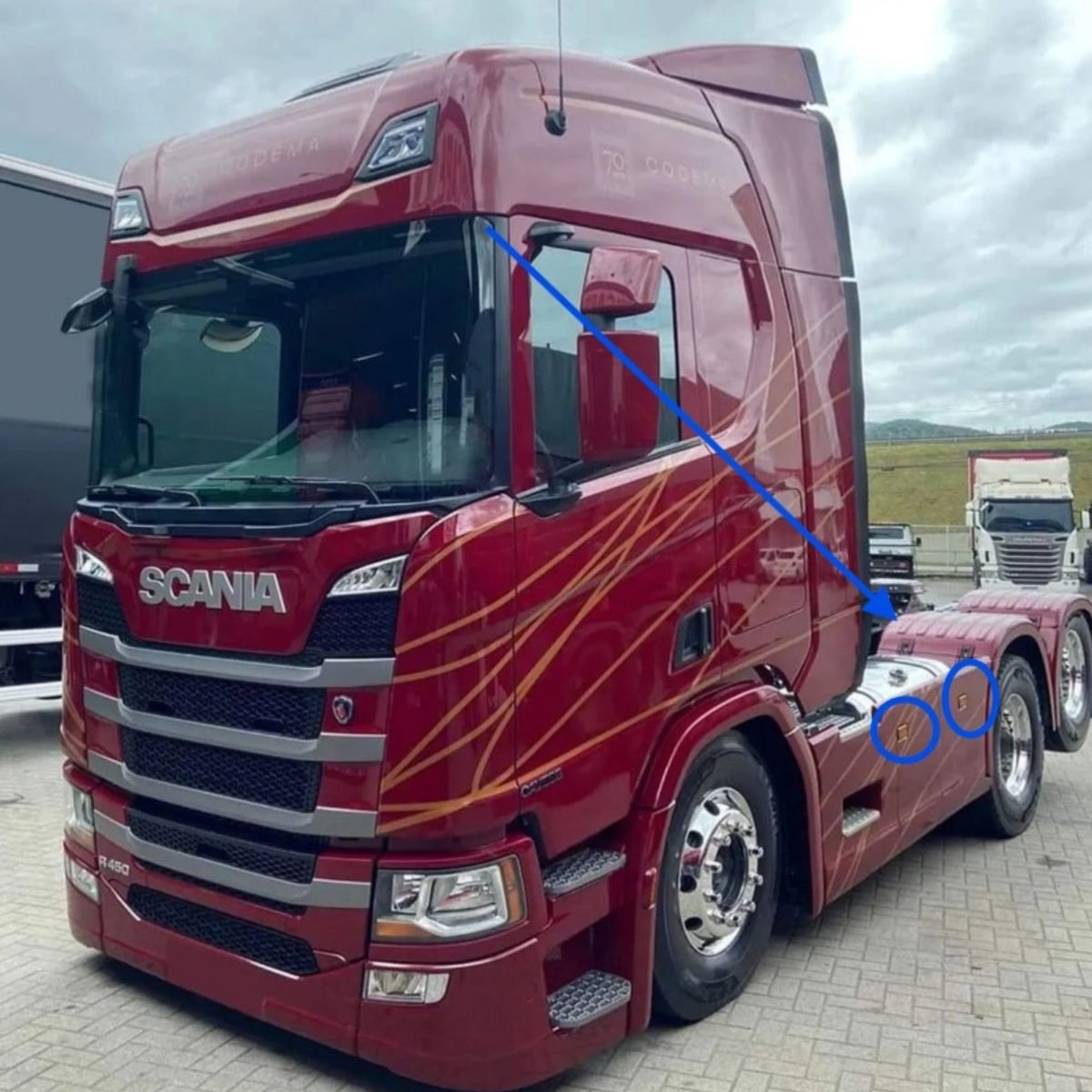 Lanterna Lateral LED - Compatível com Scania NTG